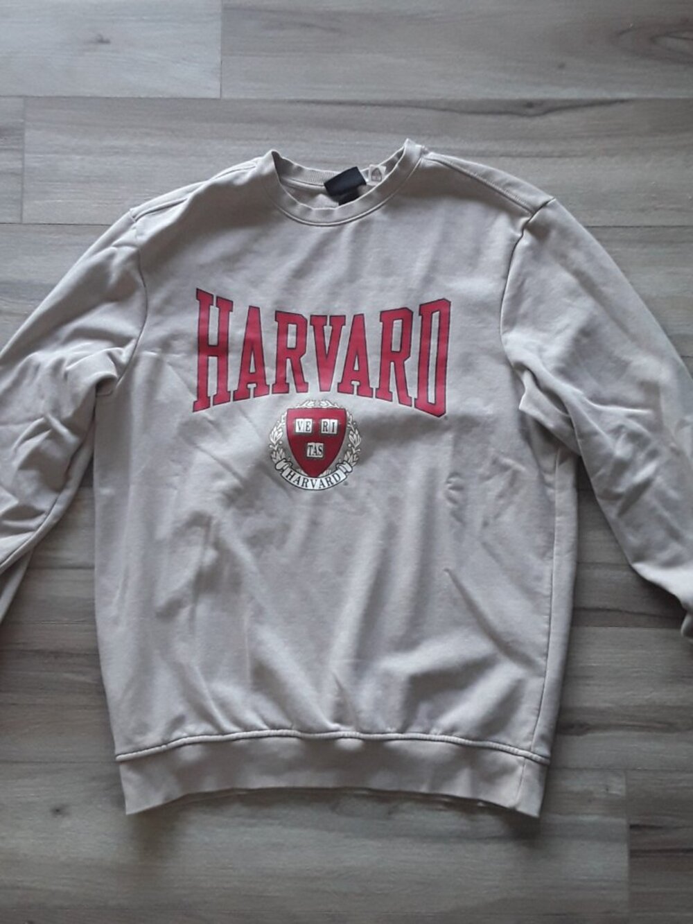 H&M Harvard University Sweatshirt Size M classic Crew Neck Pullover